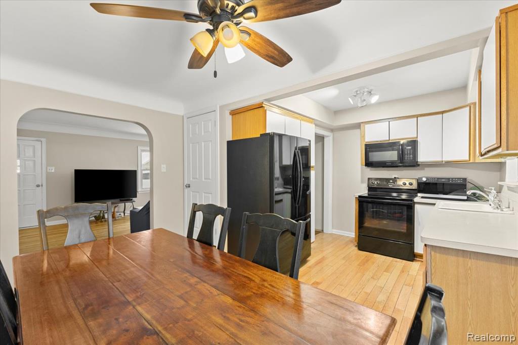 4175 Motorway Drive, Waterford, MI 48328 — Photo 10