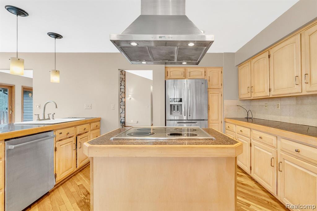 5287 MAITLAND Road, Clyde, MI 48049 — Photo 15