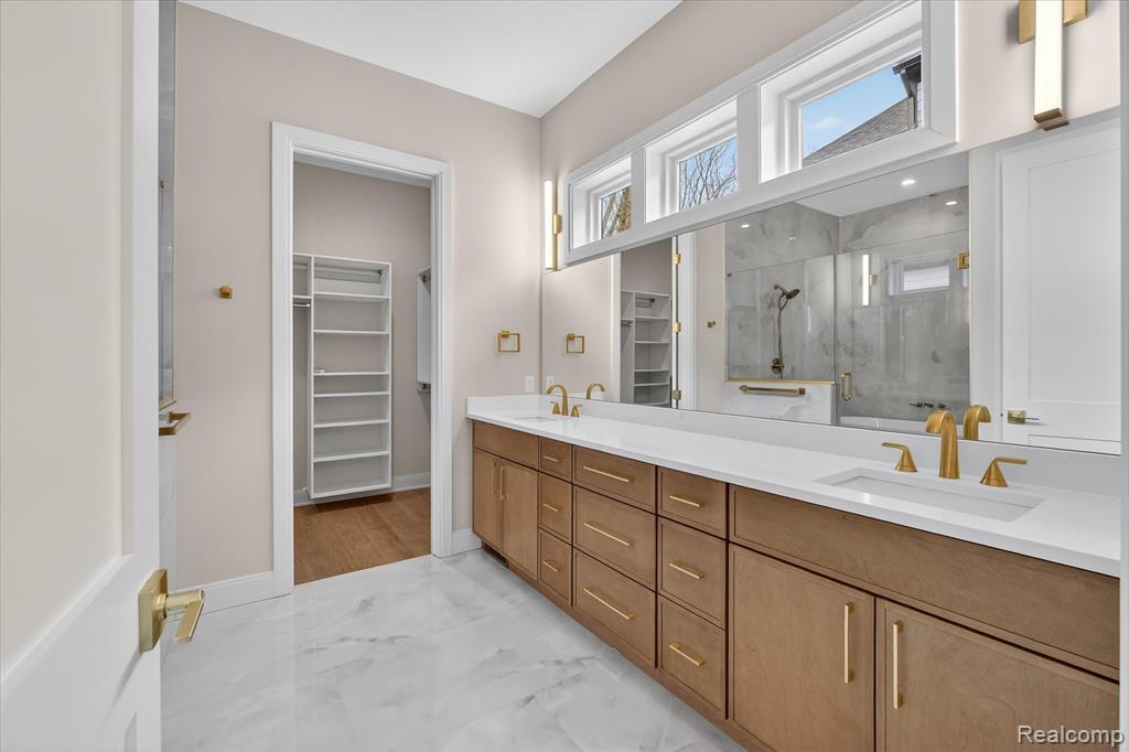 546 Maplehill Road, Rochester Hills, MI 48306 — Photo 26