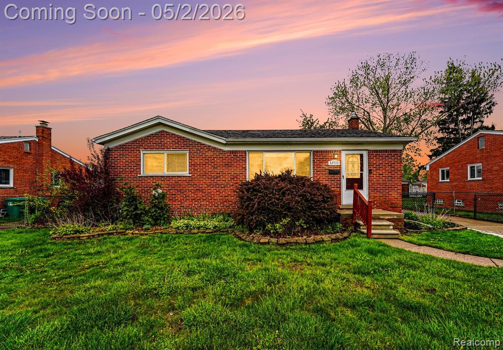 32533 Cambridge Street, Garden City, MI — front exterior