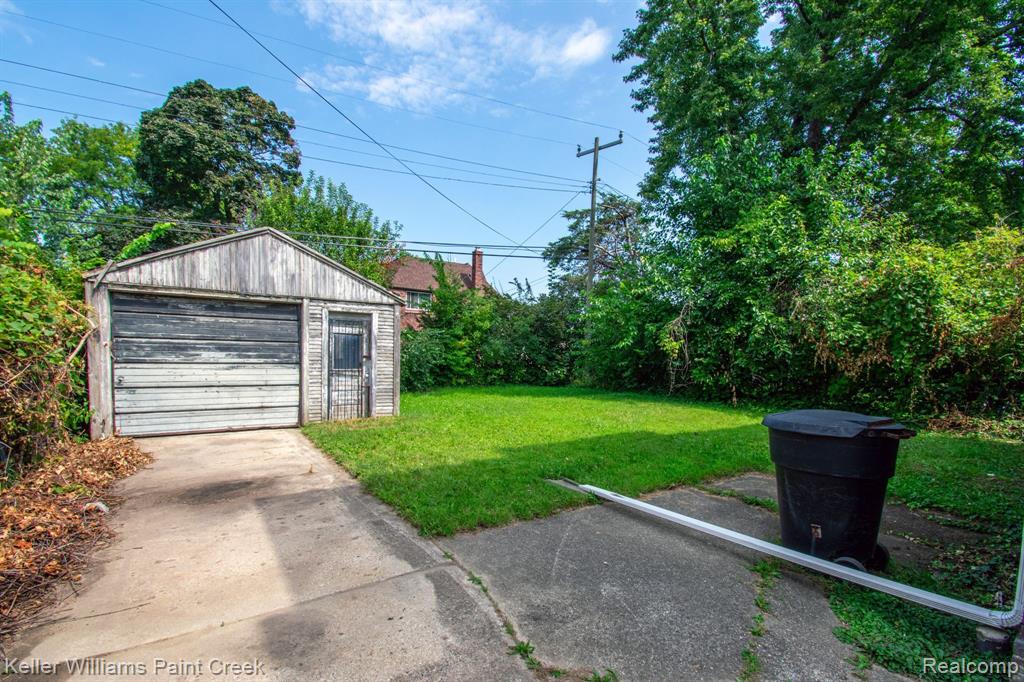 474 W GREENDALE, Highland Park, MI 48203 — Photo 35
