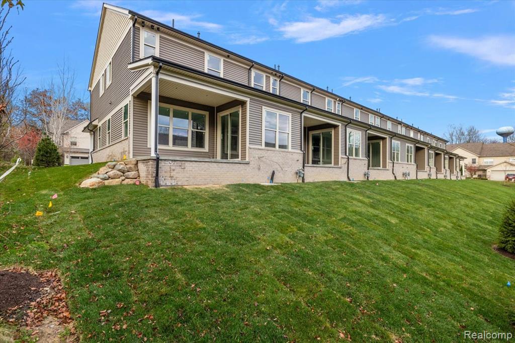 11374 Langfeld Spur, Brighton, MI, 48116