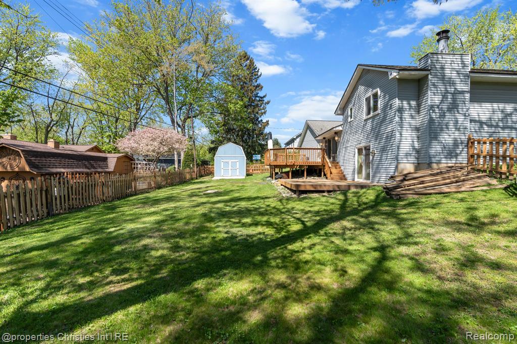 6785 GRASSLAND Avenue, West Bloomfield, MI 48324 — Photo 33