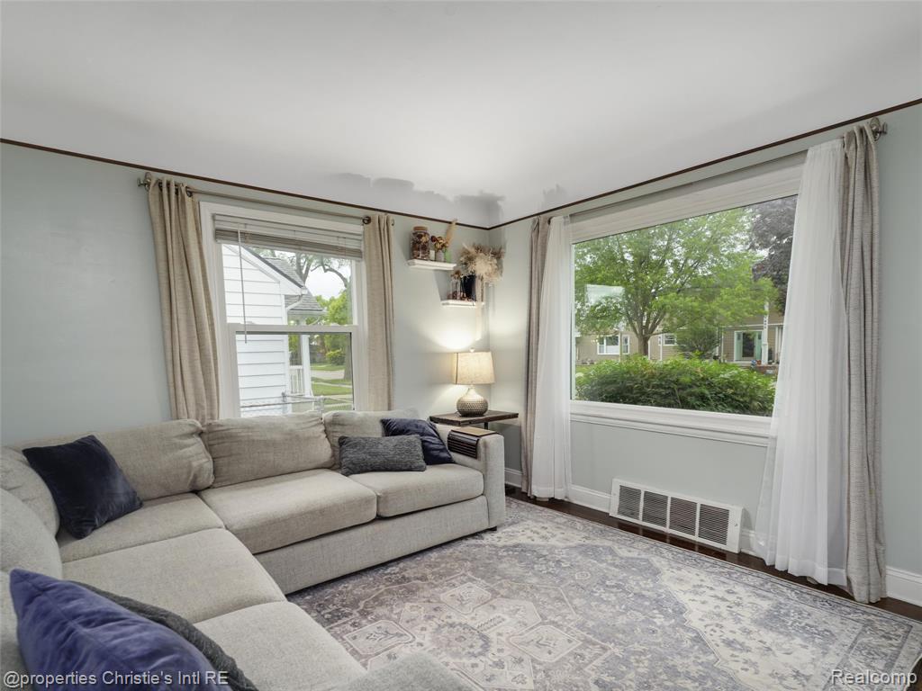 1864 Cummings Avenue, Berkley, MI 48072 — Photo 4