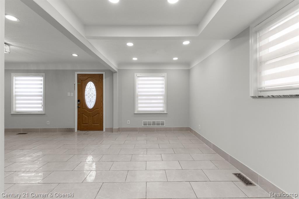 4817 WESTLAND Street, Dearborn, MI 48126 — Photo 10