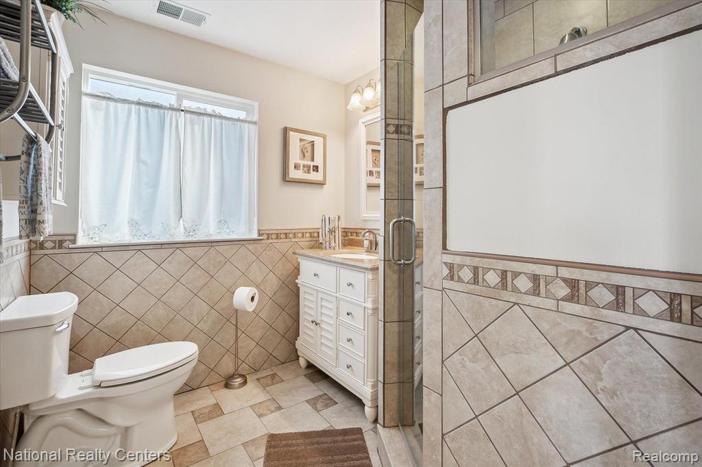 4807 DOWNING Drive, Pinckney, MI 48169 — Photo 23