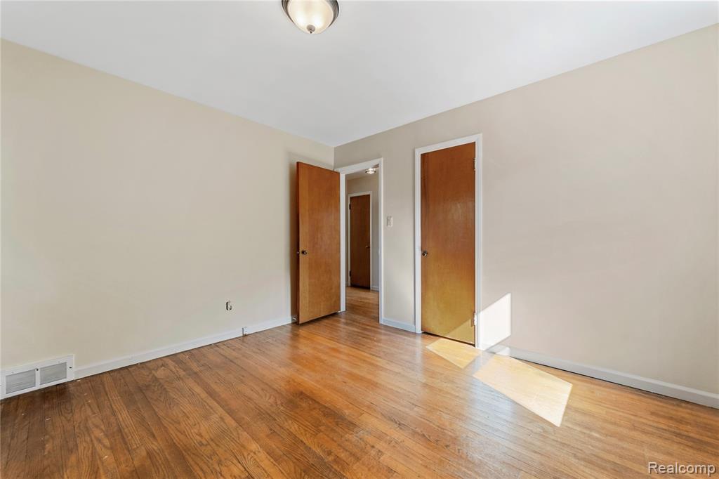 627 Symes Avenue, Royal Oak, MI 48067 — Photo 10