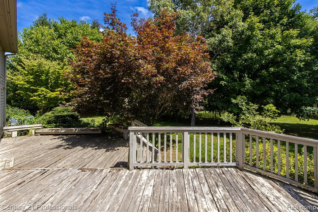 4970 Fox Chase Drive, White Lake, MI 48383 — Photo 44