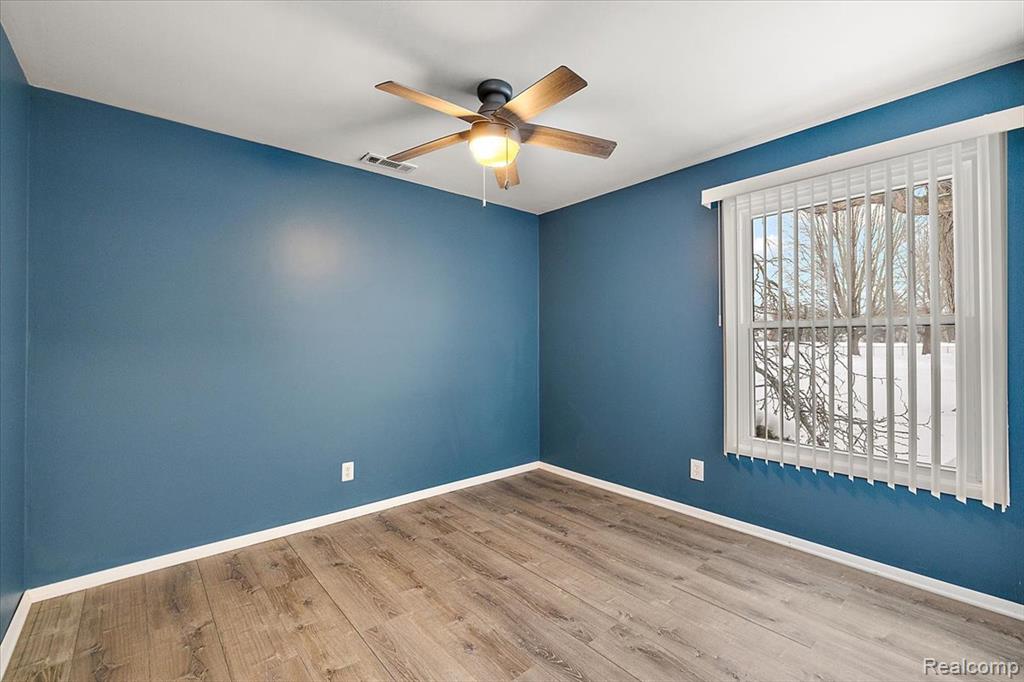 2831 Glenwood Court, Lake Orion, MI — Photo 23