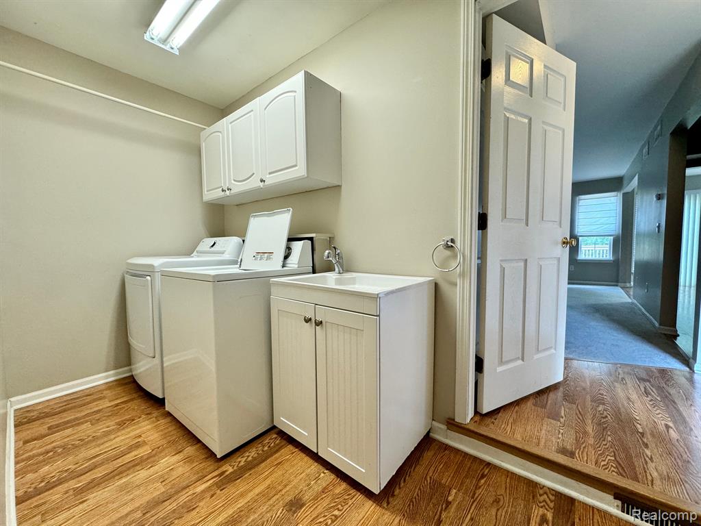 4399 HUNTERS Circle E, Canton, MI 48188 — Photo 20