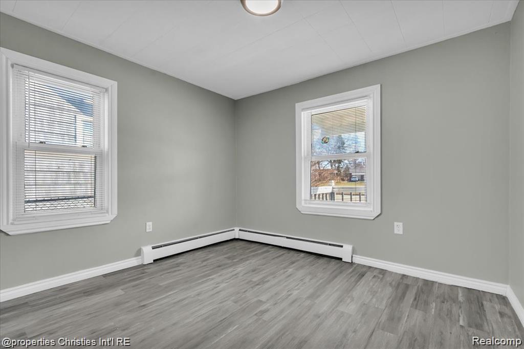 7952 Robert Street, Taylor, MI 48180 — Photo 12