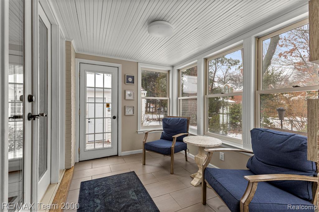 835 S Silvery Lane, Dearborn, MI 48124 — Photo 16