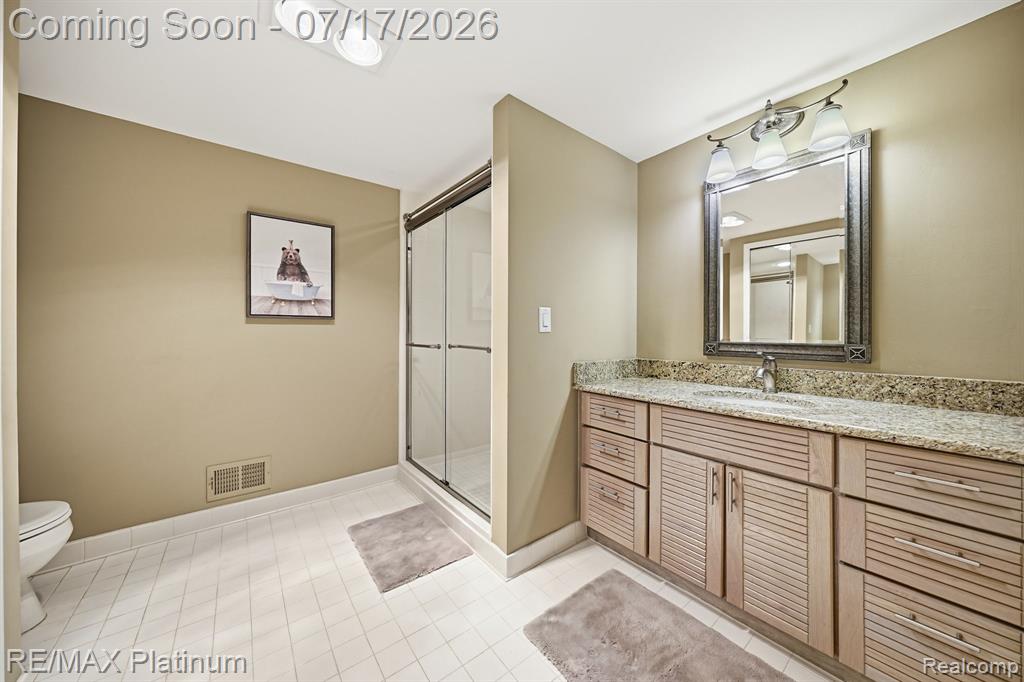 5458 Lake Ridge Drive, Brighton, MI 48116 — Photo 40