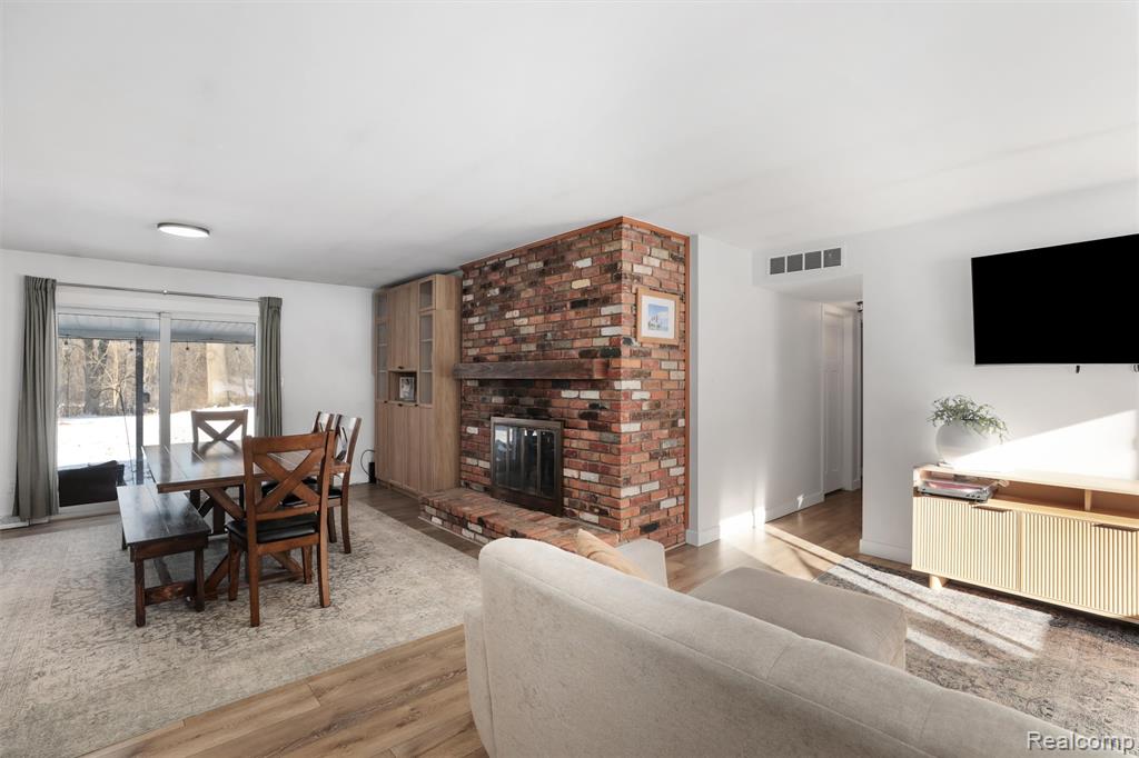 43220 Riggs Road, Van Buren, MI 48111 — Photo 23