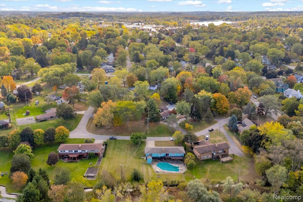 6710 Laurelton, Clarkston, MI — Photo 41