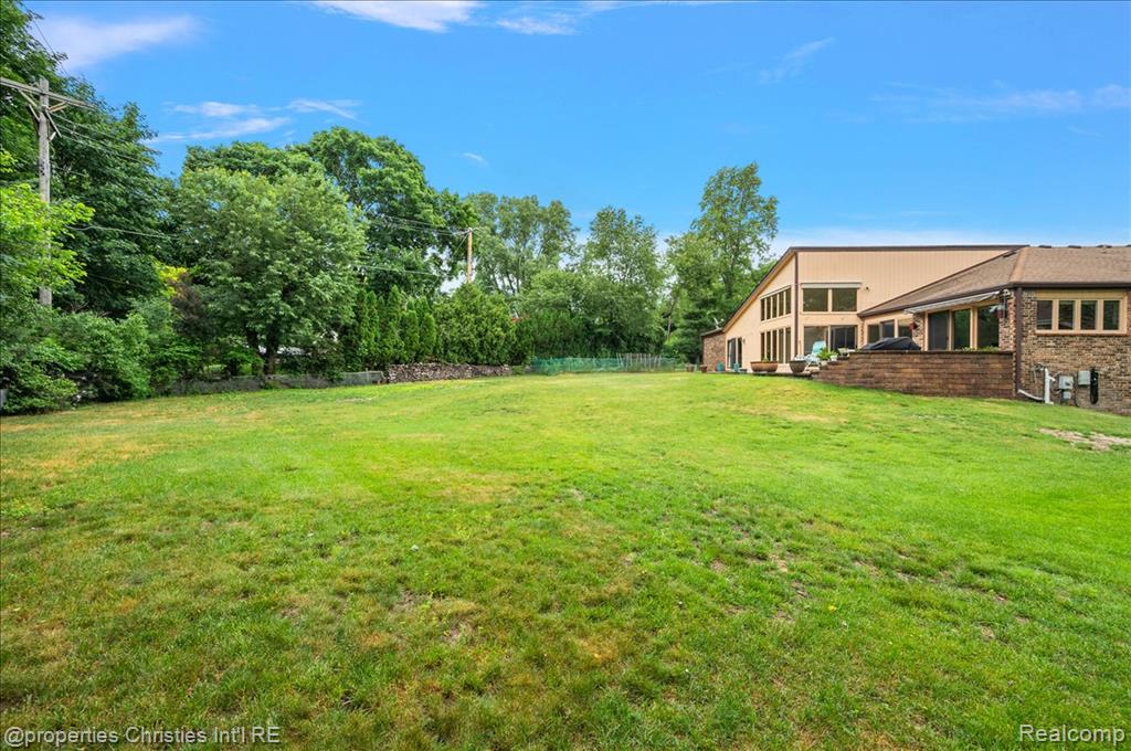 4566 Walden Drive, Bloomfield Hills, MI 48301 — Photo 4