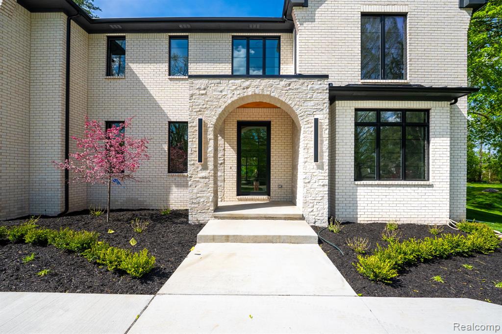 4546 Niagara Lane, Bloomfield Hills, MI 48301 — Photo 5