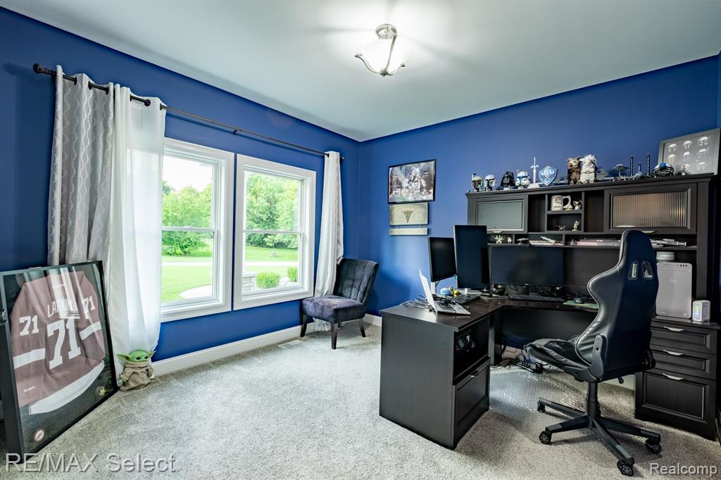9388 MCMULLEN Circle, Fenton, MI 48430 — Photo 21