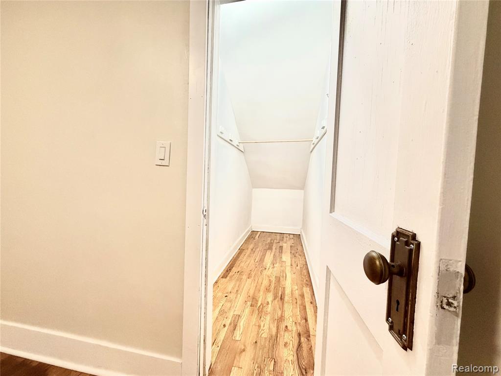 2256 Tuxedo Street, Detroit, MI, 48206