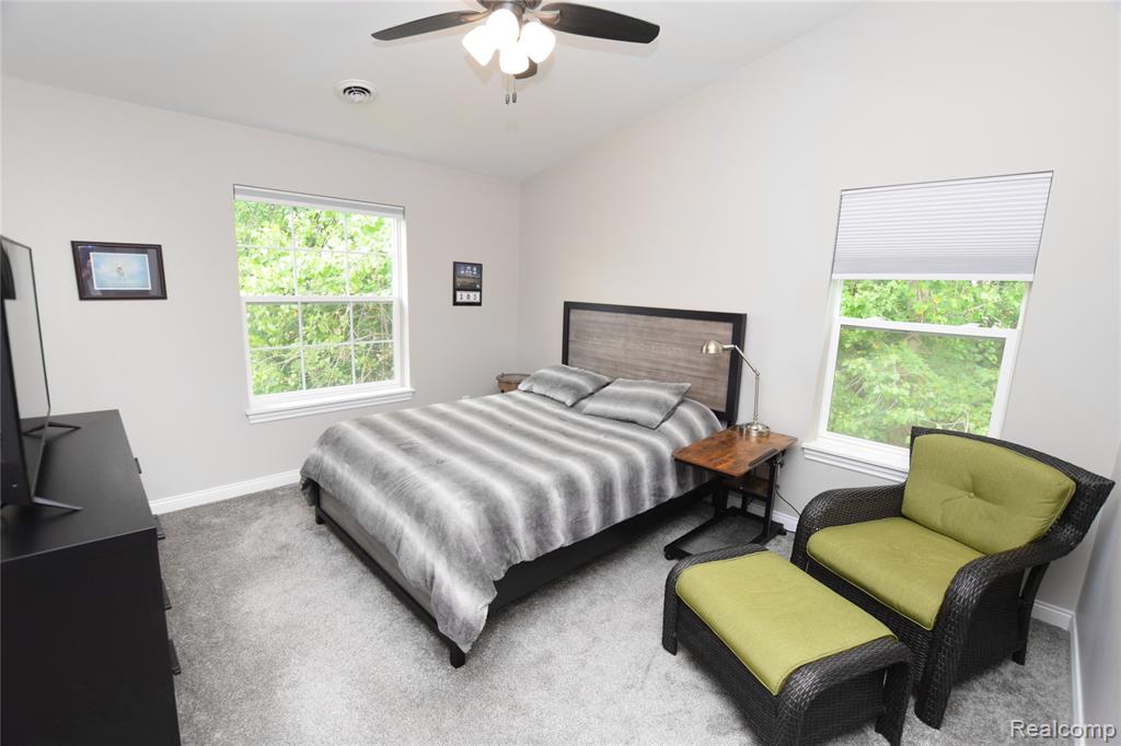 899 Watercress Lane, Fenton, MI 48430 — Photo 9