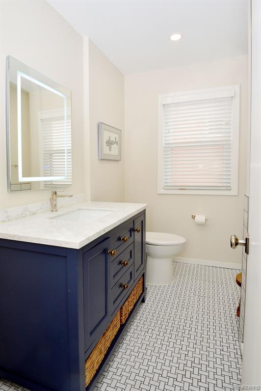 4121 S FULTON Place, Royal Oak, MI 48073 — Photo 15