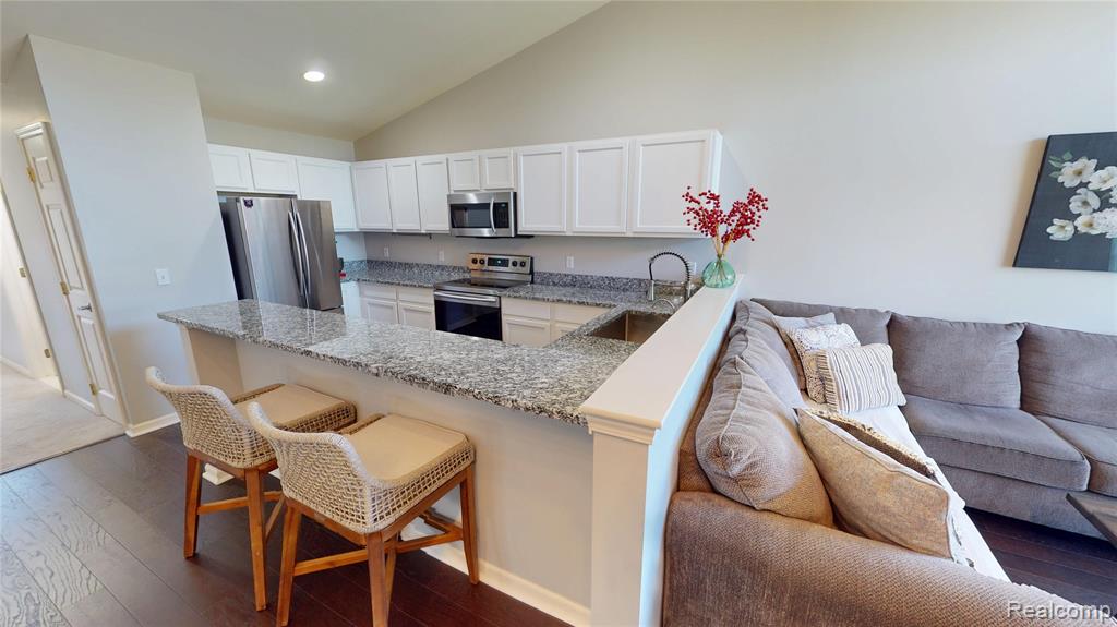 2916 Signature Boulevard, Ann Arbor, MI 48103 — Photo 9
