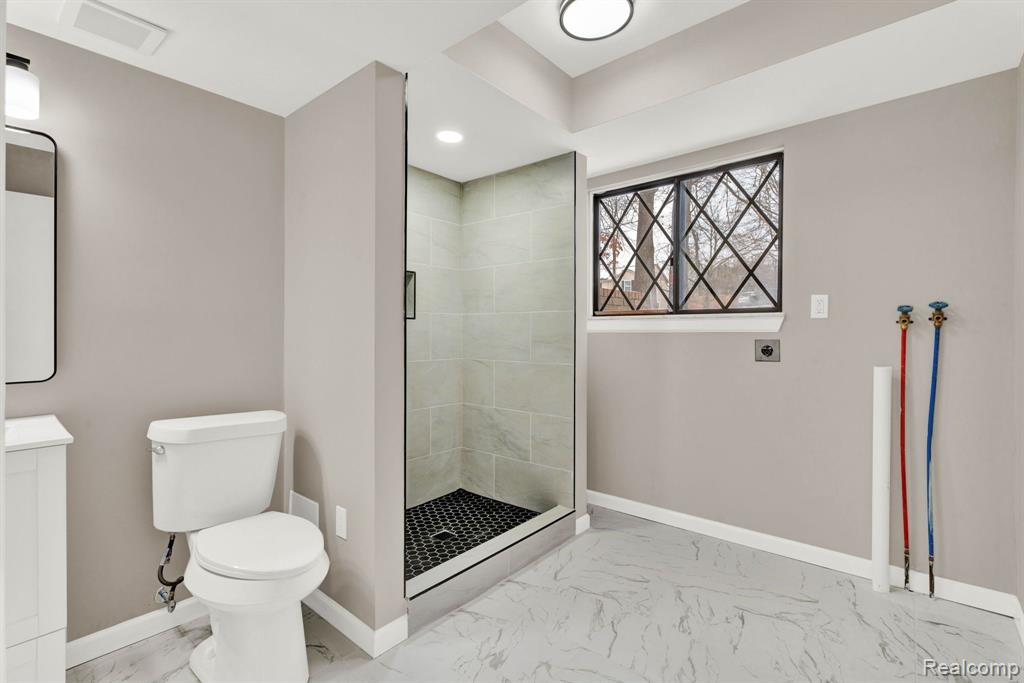 7820 Rampart Trail, Waterford, MI 48327 — Photo 50
