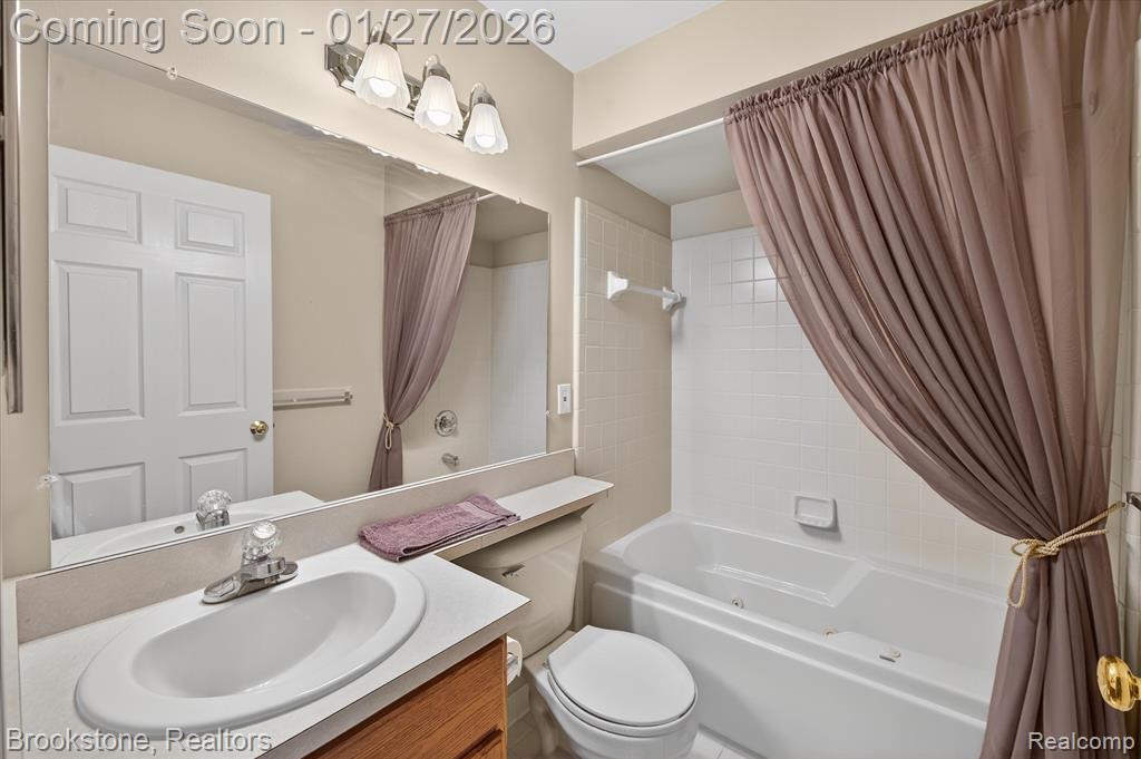 48686 French Creek Court, Utica, MI 48315 — Photo 26