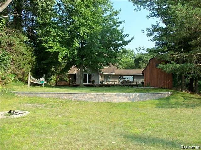 6290 Briggs Lake Drive, Brighton, MI 48116 — Photo 8