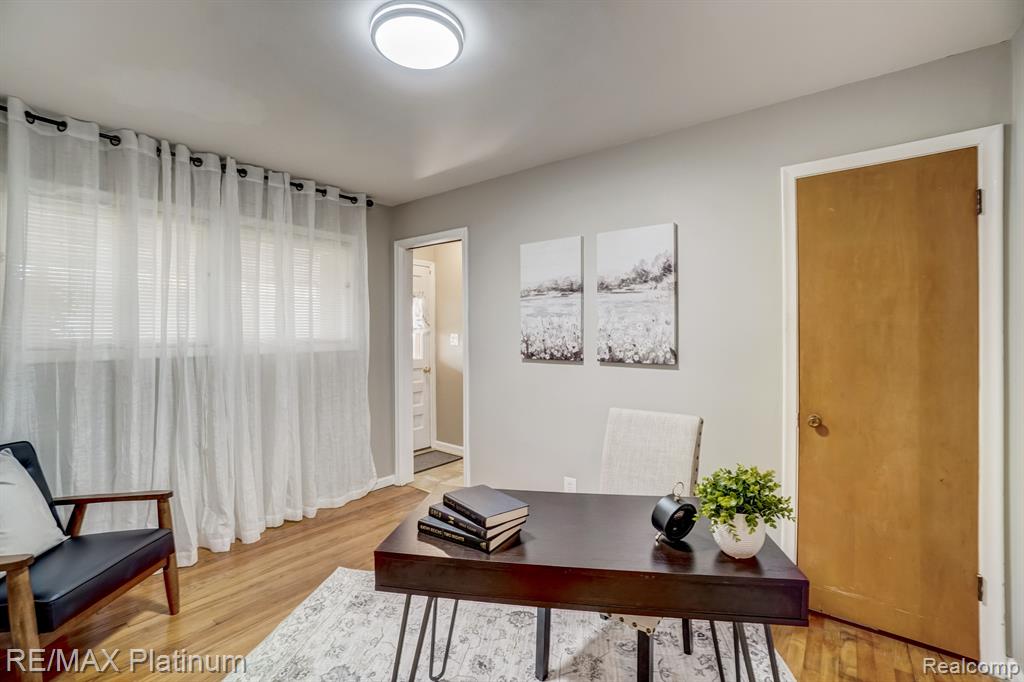 9283 VINE Avenue, Allen Park, MI 48101 — Photo 8