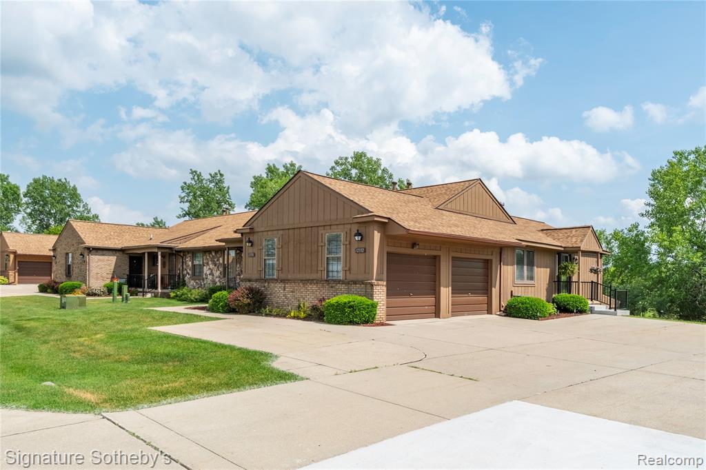 12336 Nantucket Drive, 3, South Lyon, MI 48178 — Photo 7