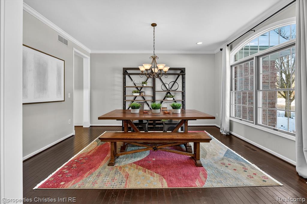 45653 TOURNAMENT Drive N, Northville, MI 48168 — Photo 10