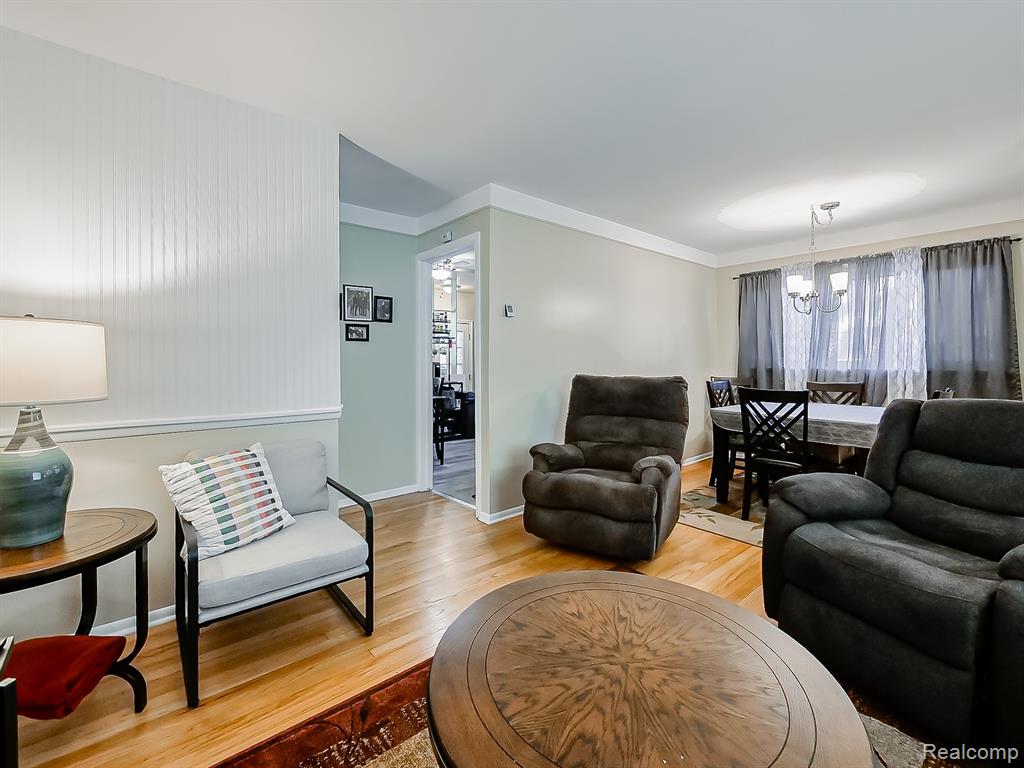 29221 Mark Avenue, Madison Heights, MI 48071 — Photo 10