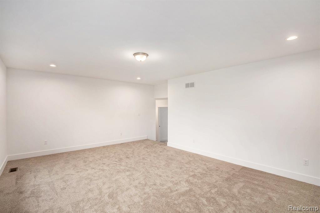 71649 Hidden River Drive, Armada, MI, 00000