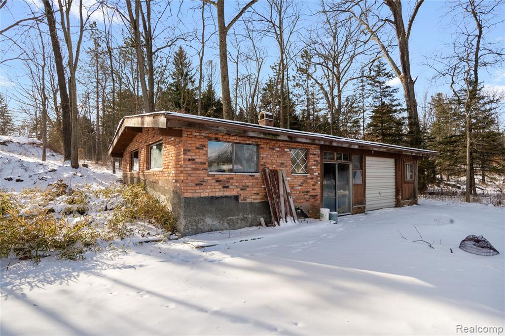 12155 Spencer Road, Milford, MI 48380 — Photo 24
