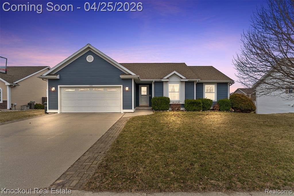 7385 W Ryan Court, Bay City, MI 48706 — front exterior