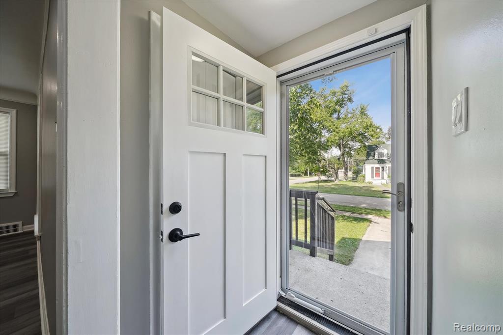 18902 Westmore Street - Photo 3