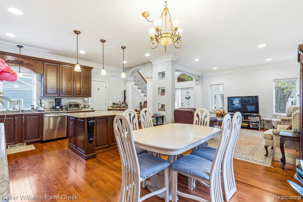 418 Oak Street, Rochester, MI 48307 — Photo 16