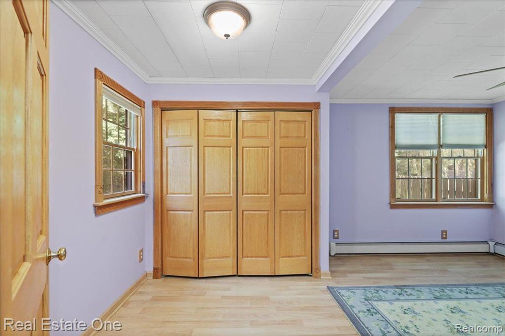 936 RIDGE Road, Lake Orion, MI 48362 — Photo 23
