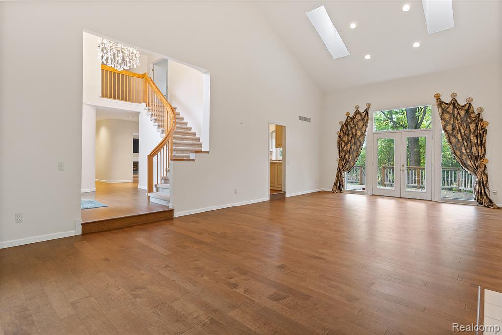 6786 TORYBROOKE Circle, West Bloomfield, MI 48323 — Photo 8