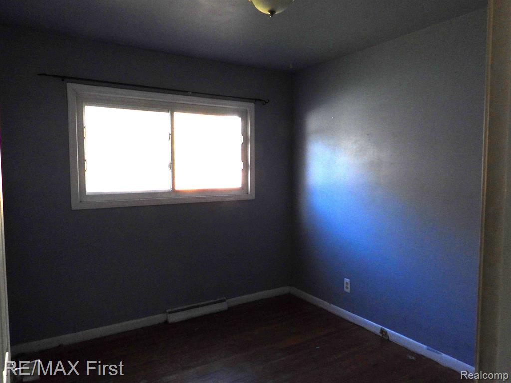 5522 PLEASANT Drive, Waterford, MI 48329 — Photo 9