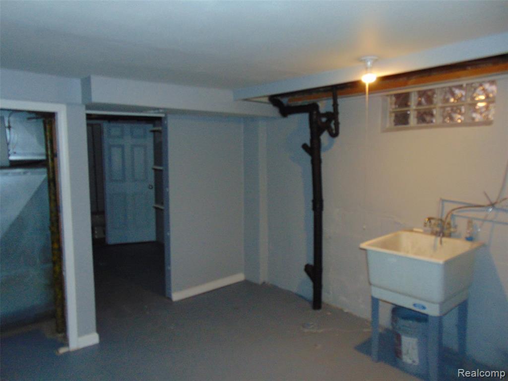 780 Palmer Drive, Pontiac, MI 48342 — Photo 15