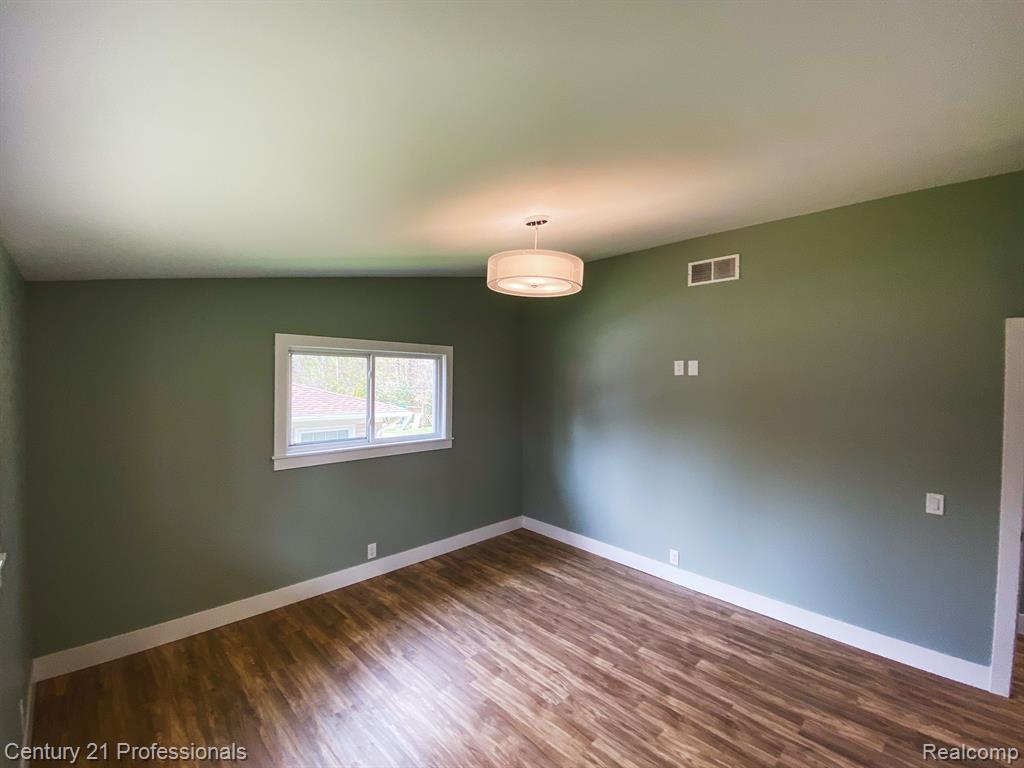 8130 Casa Mia Drive, White Lake, MI — Photo 30