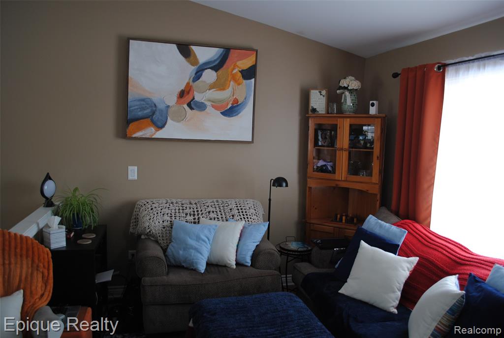 750 Applegate Drive, Marysville, MI 48040 — Photo 10