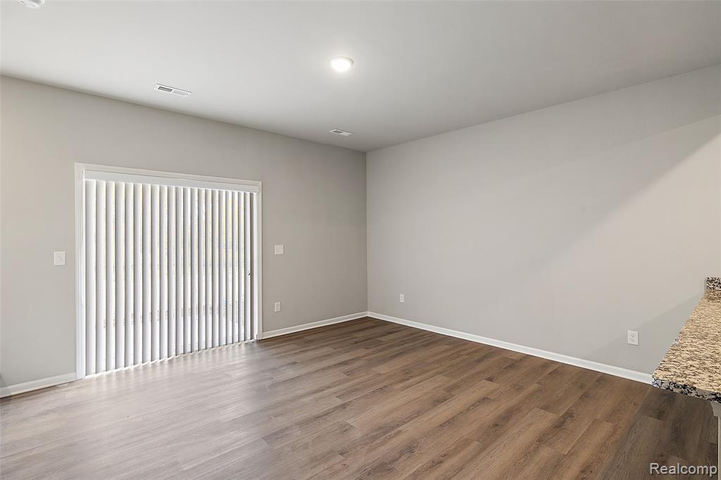 51394 Tides Drive, Chesterfield, MI — Photo 11