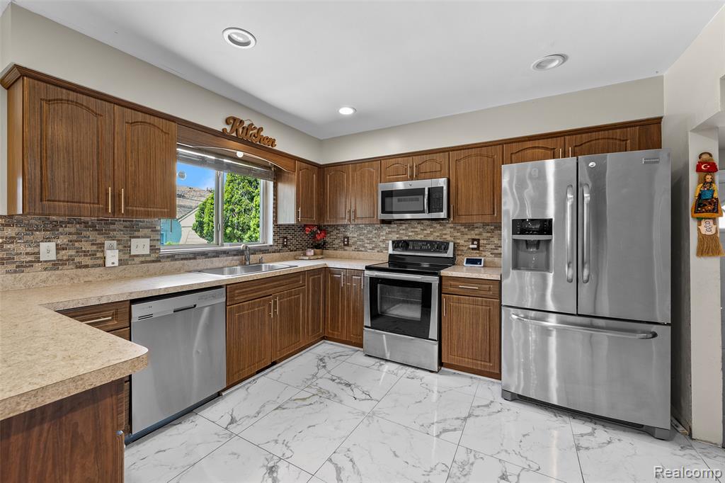 5003 Horger Street, Dearborn, MI 48126 — Photo 17