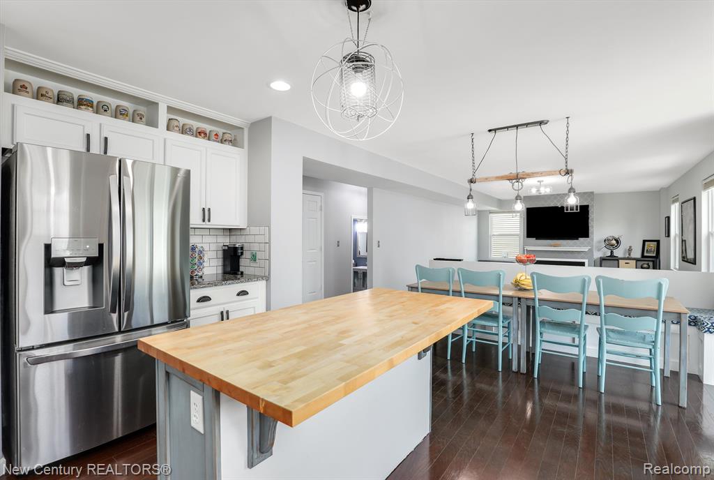 8421 Walnut Hill, Dexter, MI 48130 — Photo 17