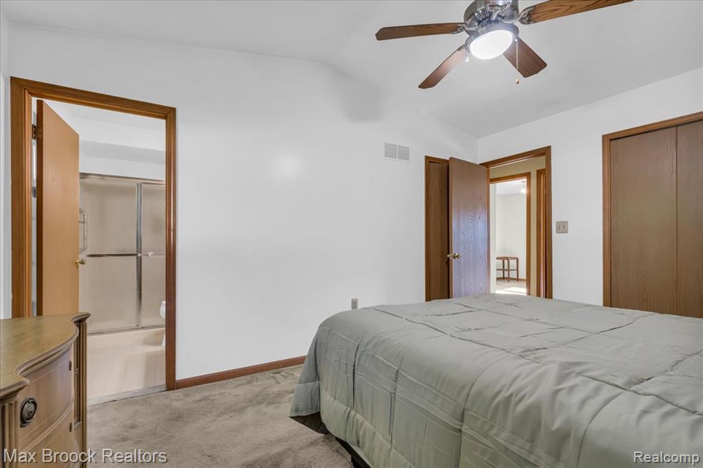 47685 Jefferson Avenue, Chesterfield, MI 48047 — Photo 14