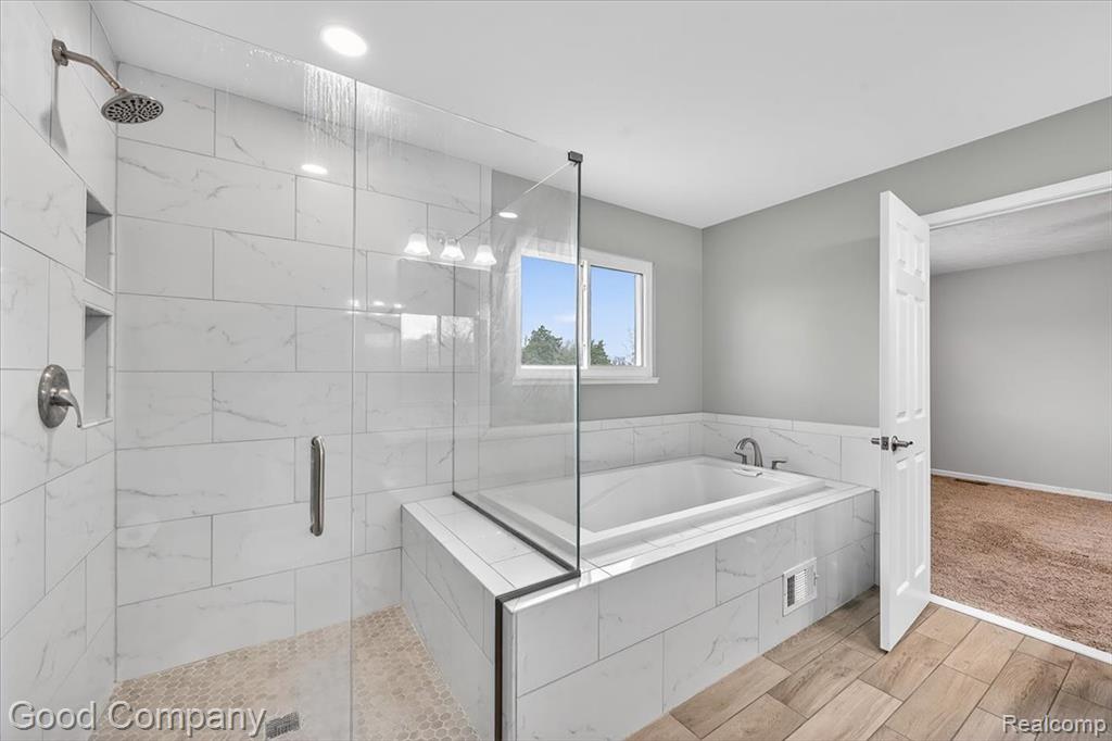 3728 Christopher Drive, Brighton, MI 48114 — Photo 32