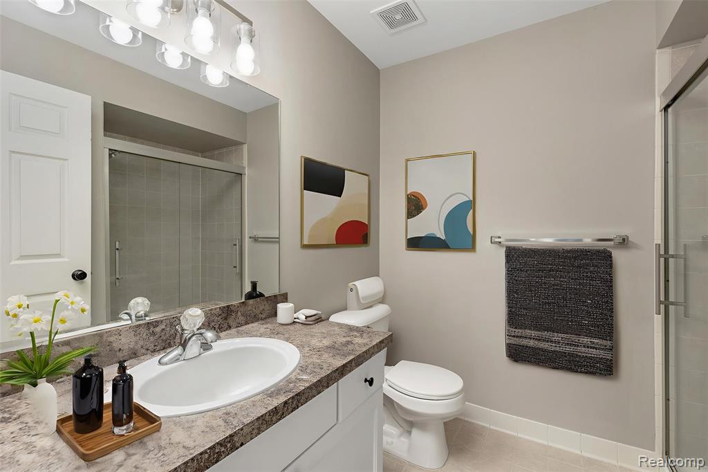 3582 Tremonte Circle S, Rochester, MI 48306 — Photo 9